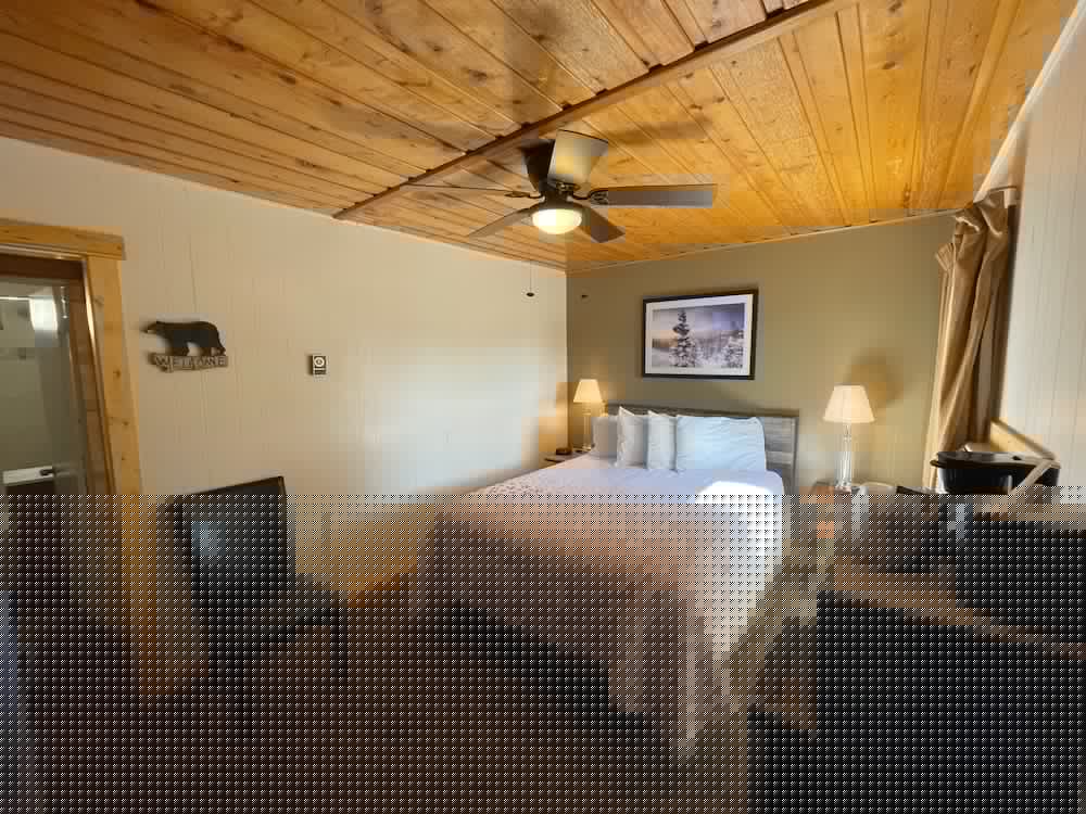 Estes Mountain Inn 23/70