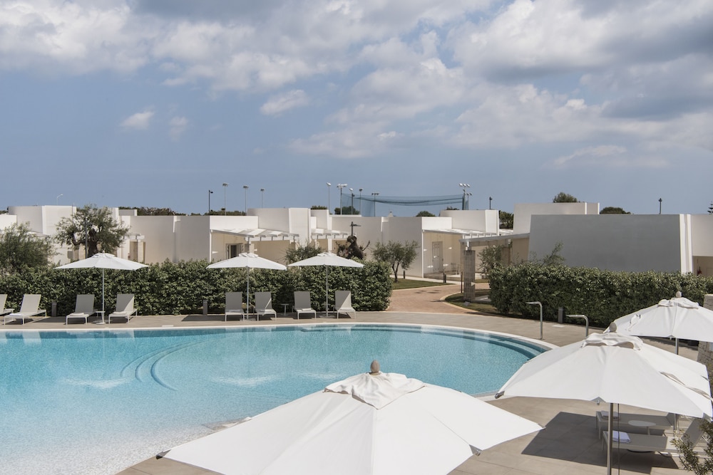 Cala Ponte Resort Spa 4/67