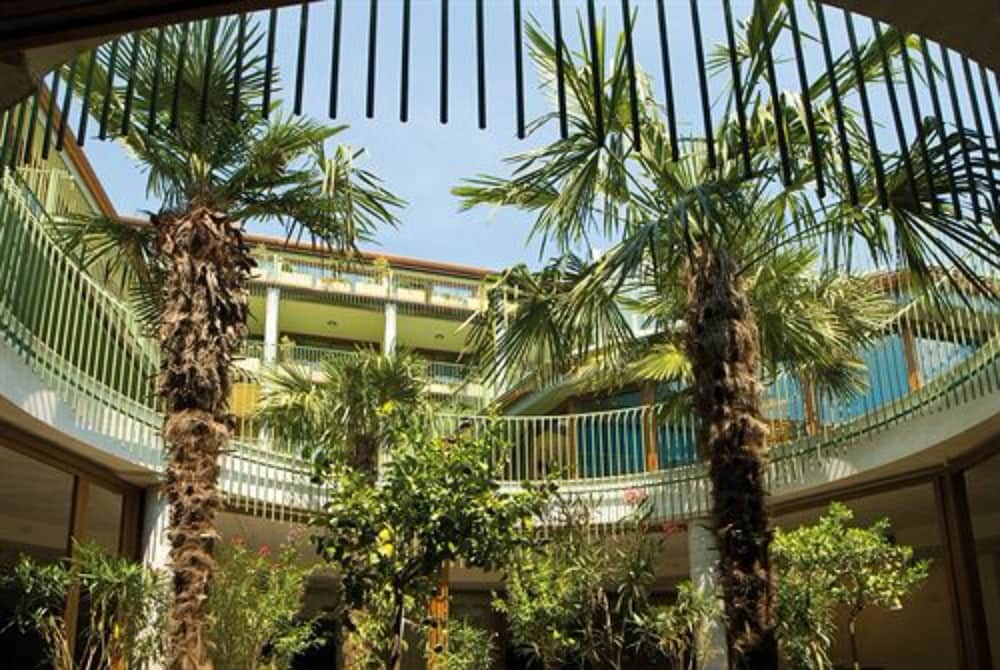 Hotel Alexander 43/46