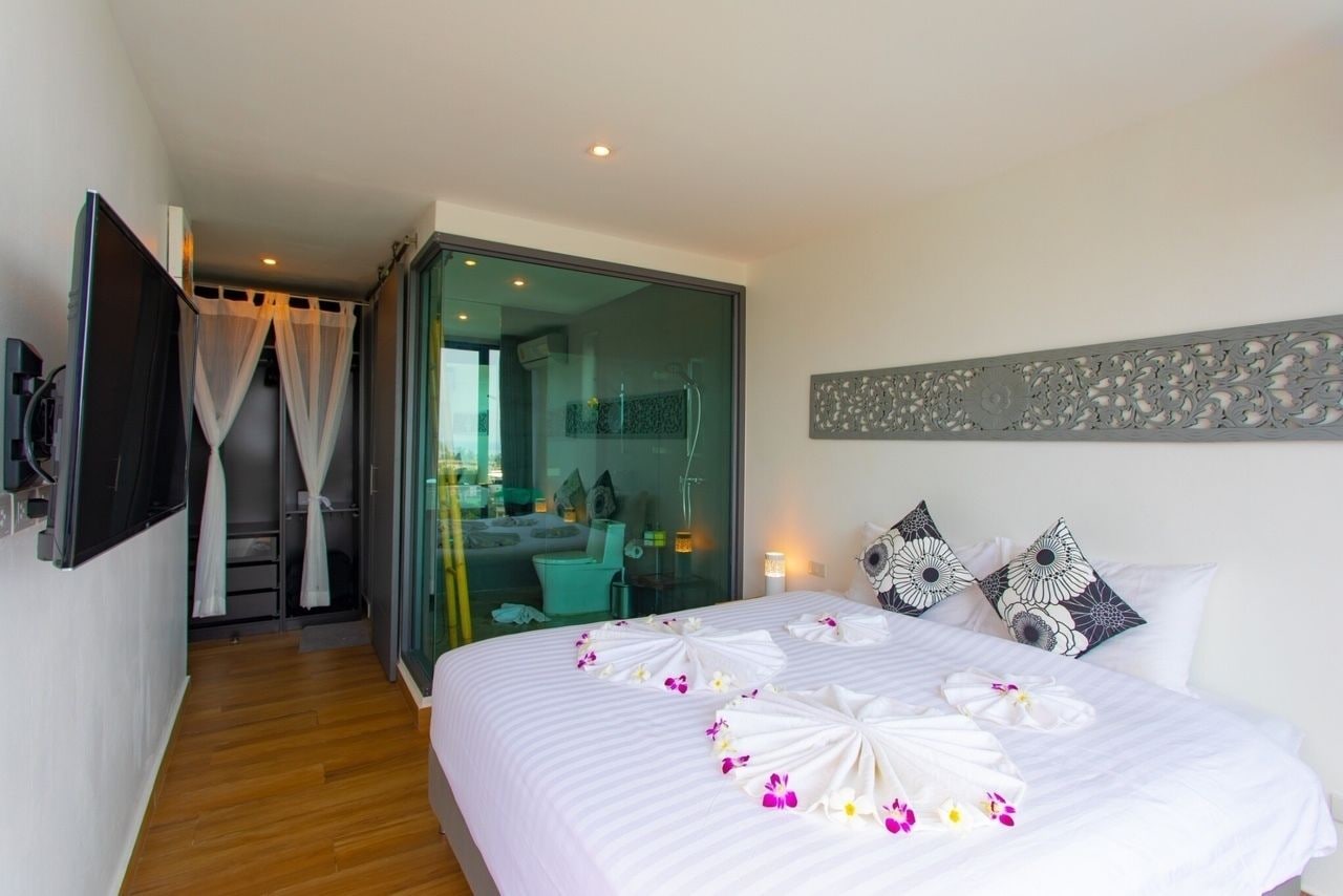 2 BEDROOMS, VILLA