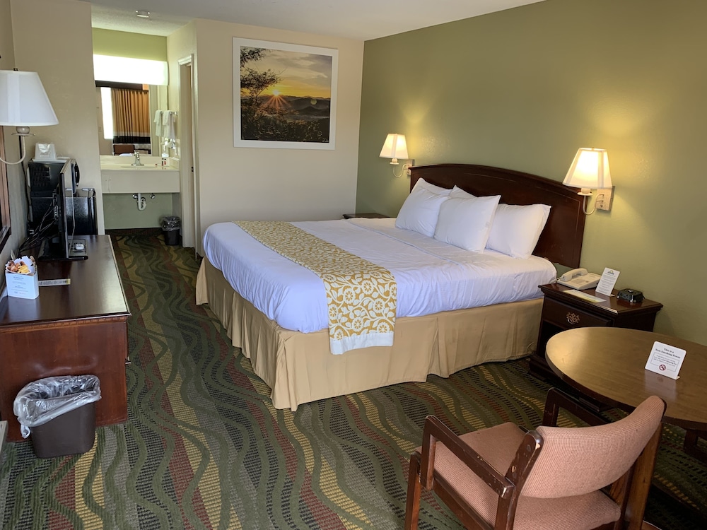 Days Inn By Wyndham Cartersville 13/44