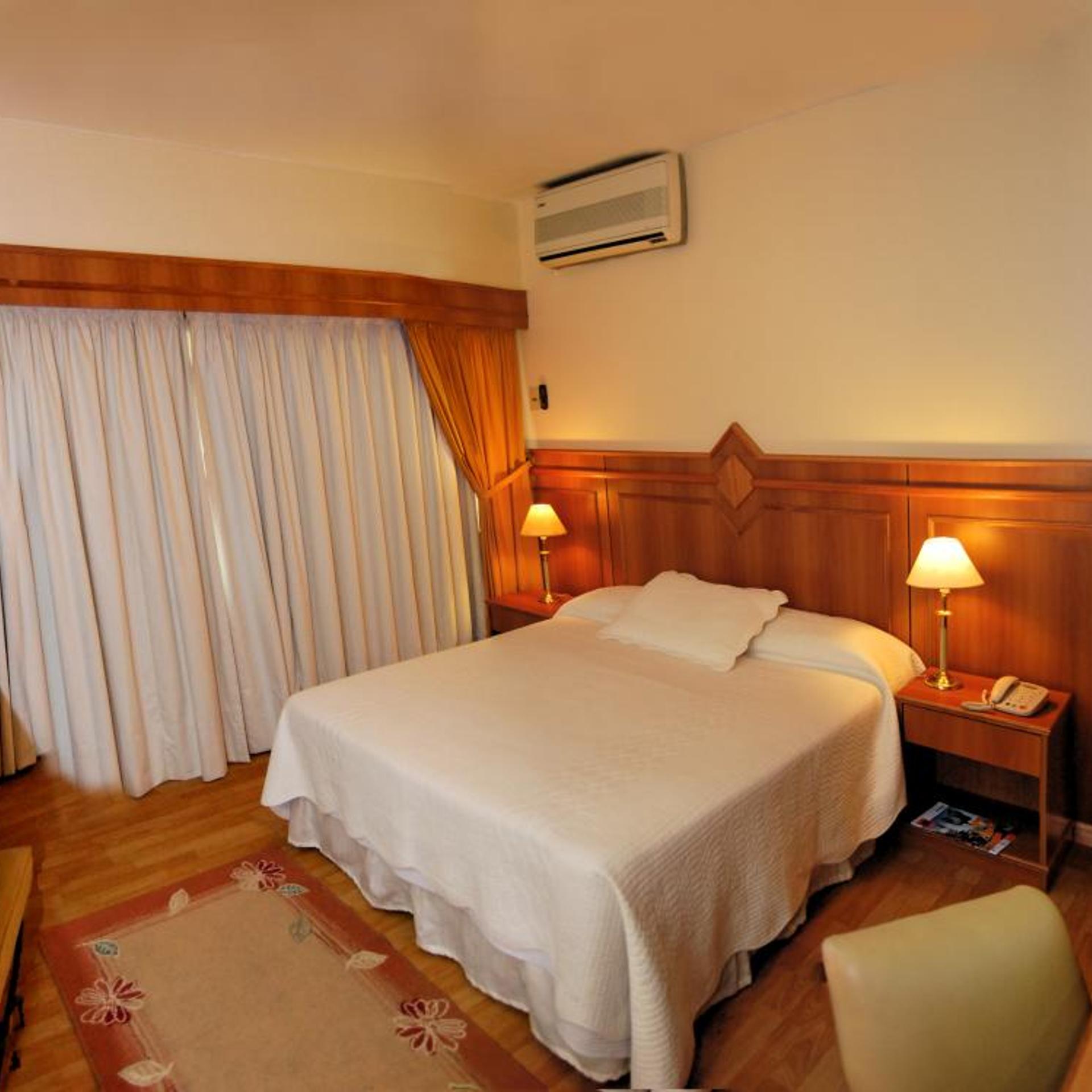 London Palace Hotel Montevideo 11/25