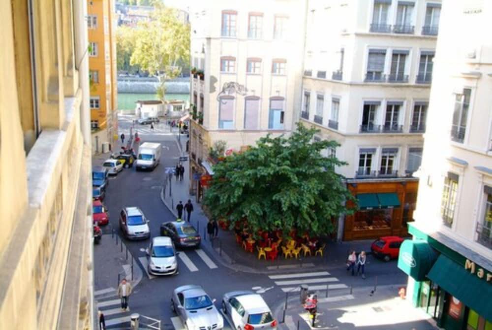 Hôtel de Paris 30/37