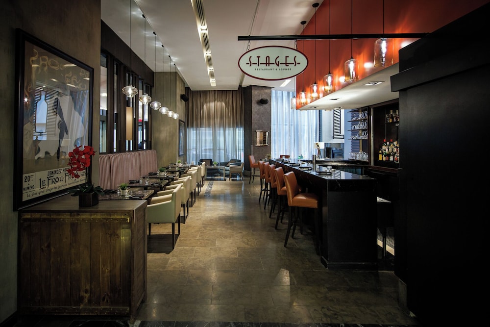 Pantages Hotel Downtown Toronto 25/44