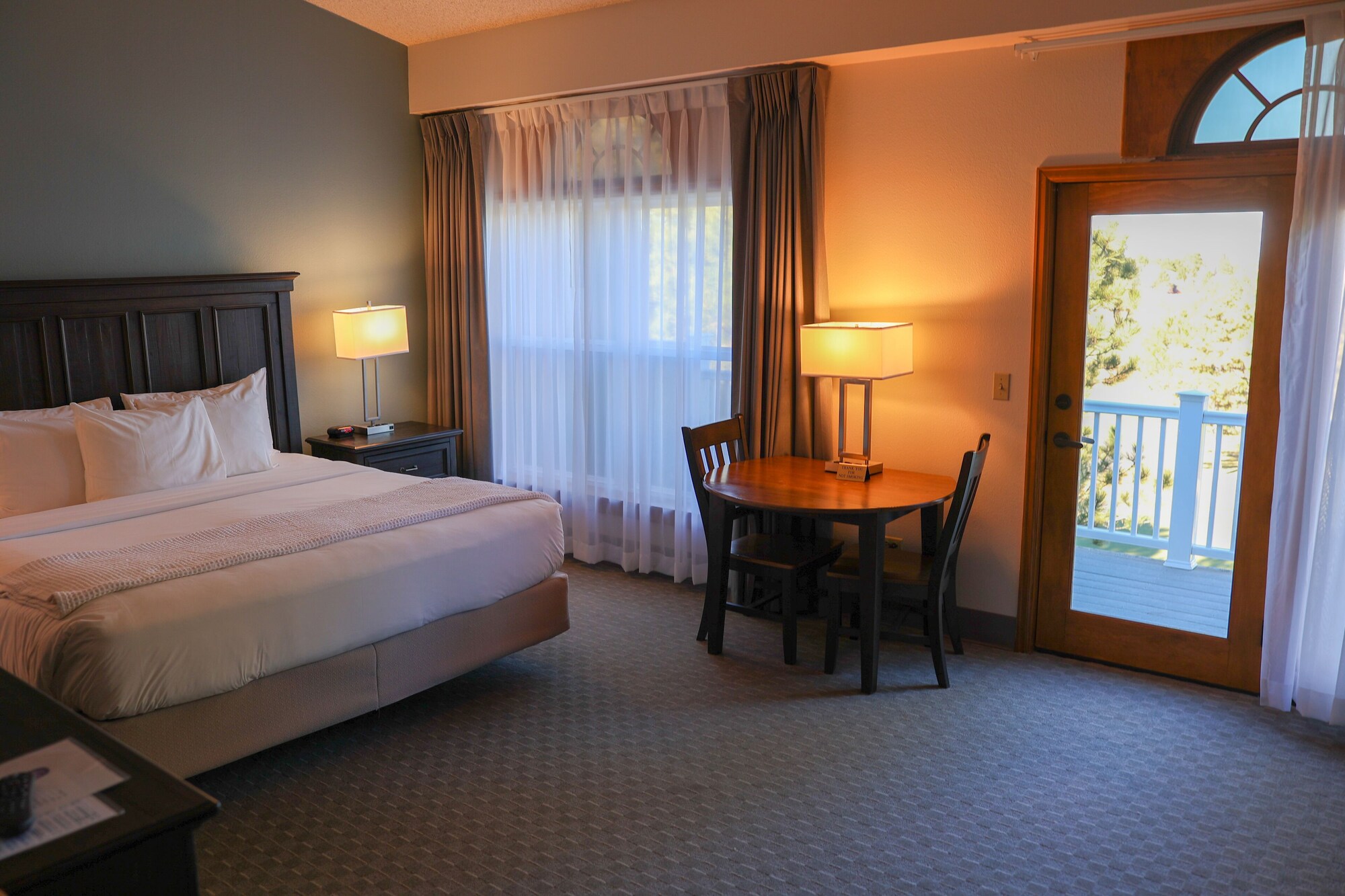 Standard, King Bed, Golf Course View