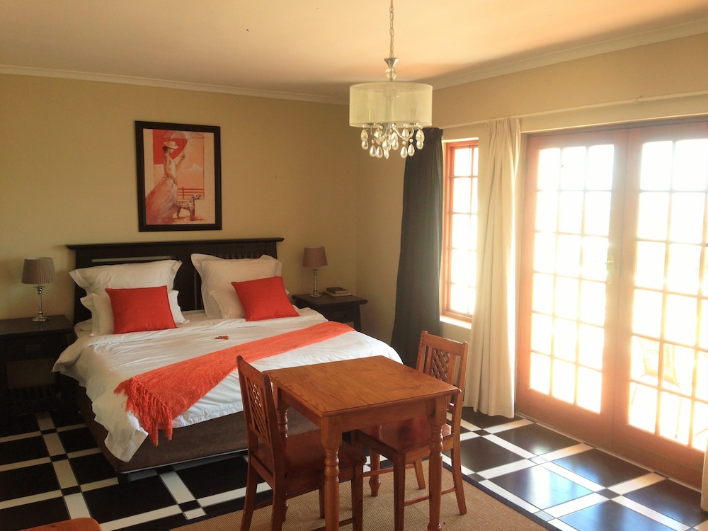 Helderberg Guesthouse 11/29