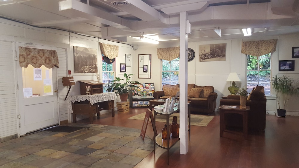 Carson Hot Springs Resort 54/68