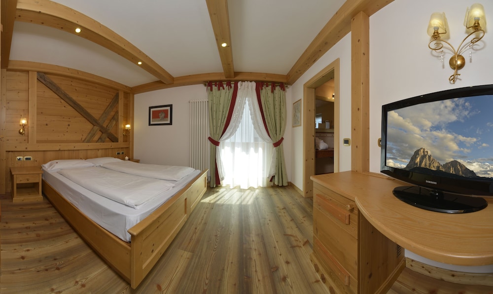 Andreas Hotel 8/50