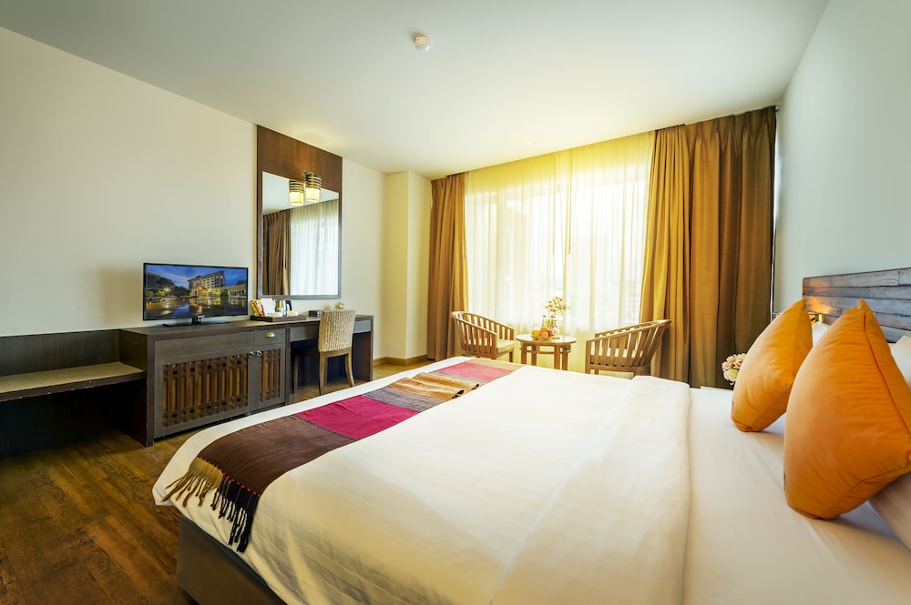 Buri Sriphu Hotel 31/66