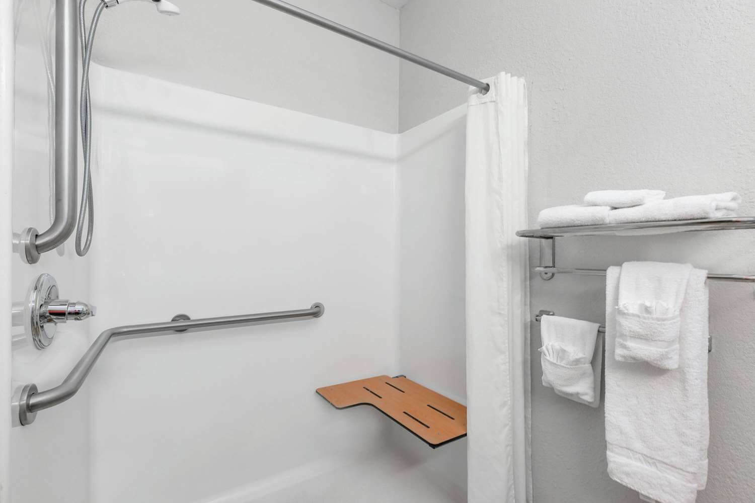 Microtel Inn Suites By Wyndham Hoover Birmingham 20/20