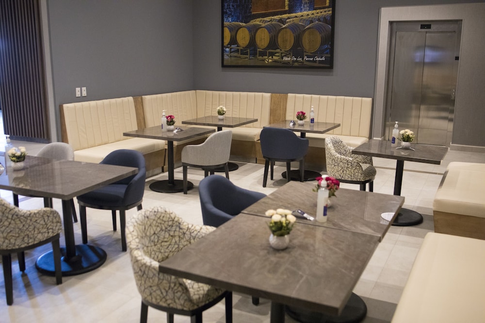 Hyatt Place Saltillo 22/33