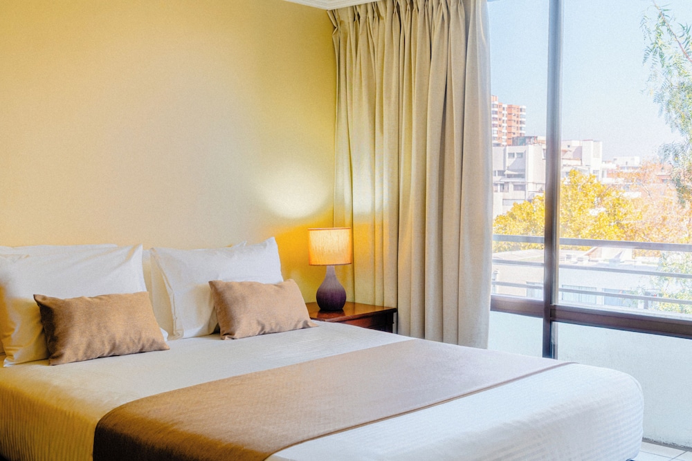 EXECUTIVE, DOUBLE BED