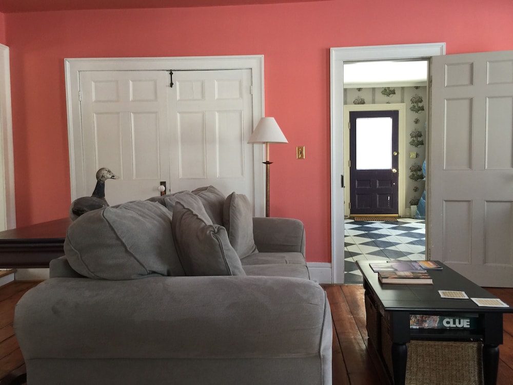 Eddington House Inn 10/23