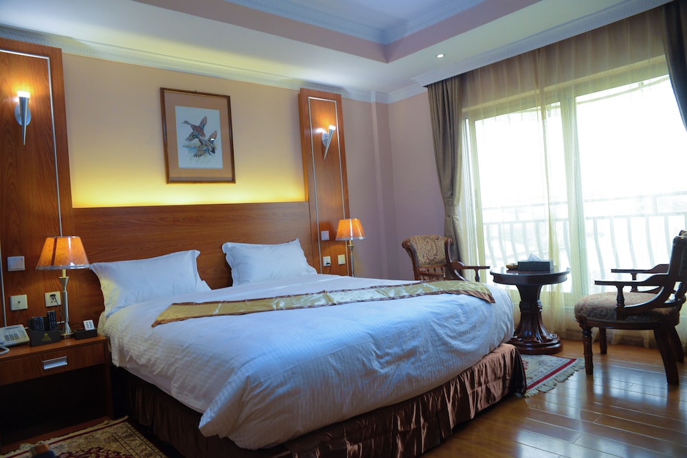 Emmad Furnished Hotel 10/50