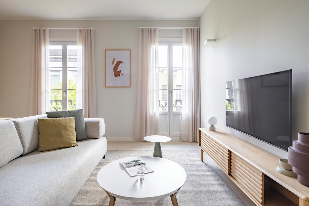 Aspasios Garden Apartments 27/46