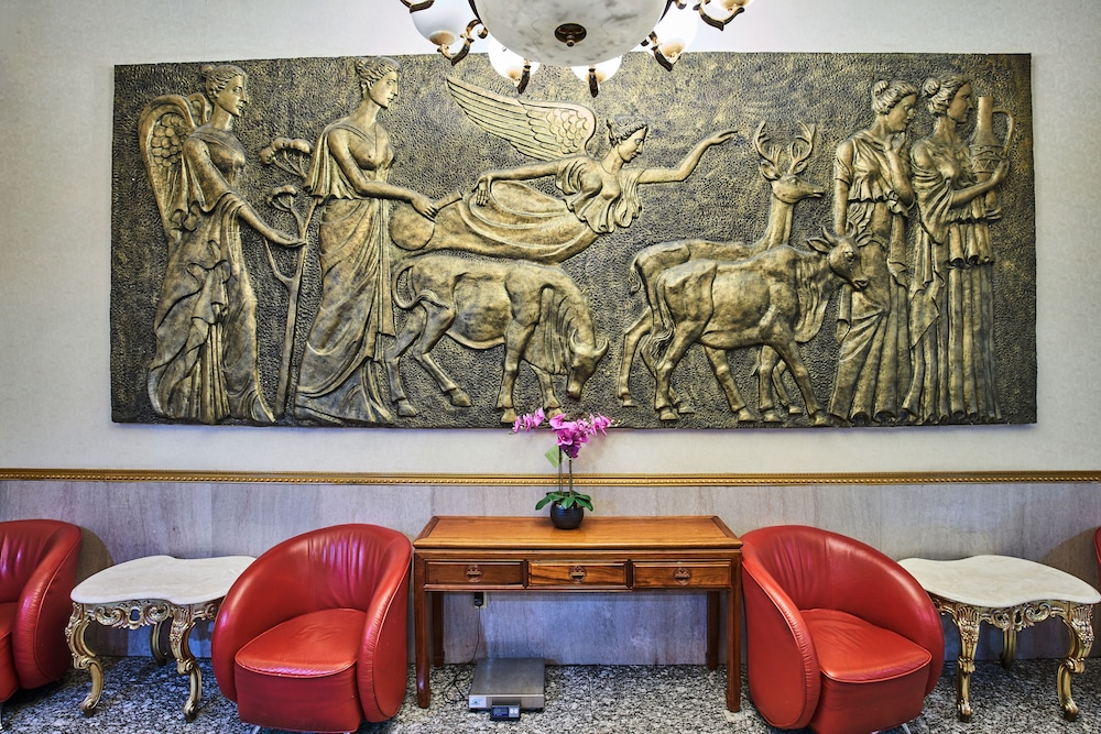 Flushing Hotel 37/60