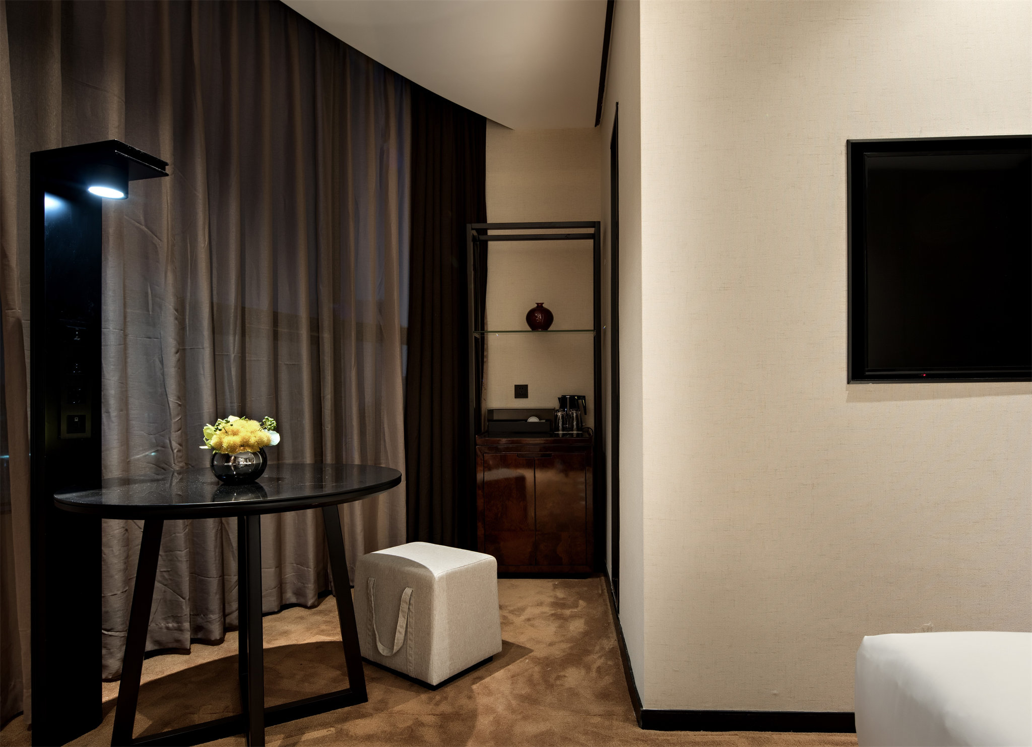 Paco Song Hotel (Guangzhou Financial City Chepo South Metro Station) 71/76