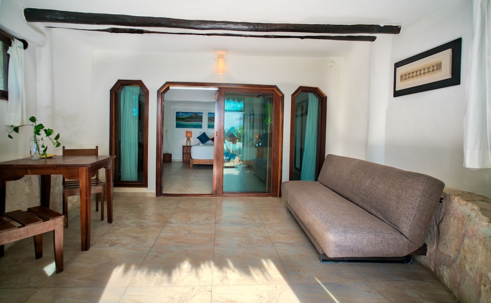Playa Canek Boutique Eco Hotel 81/100