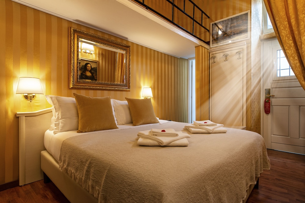 Canova Rooms 9/42