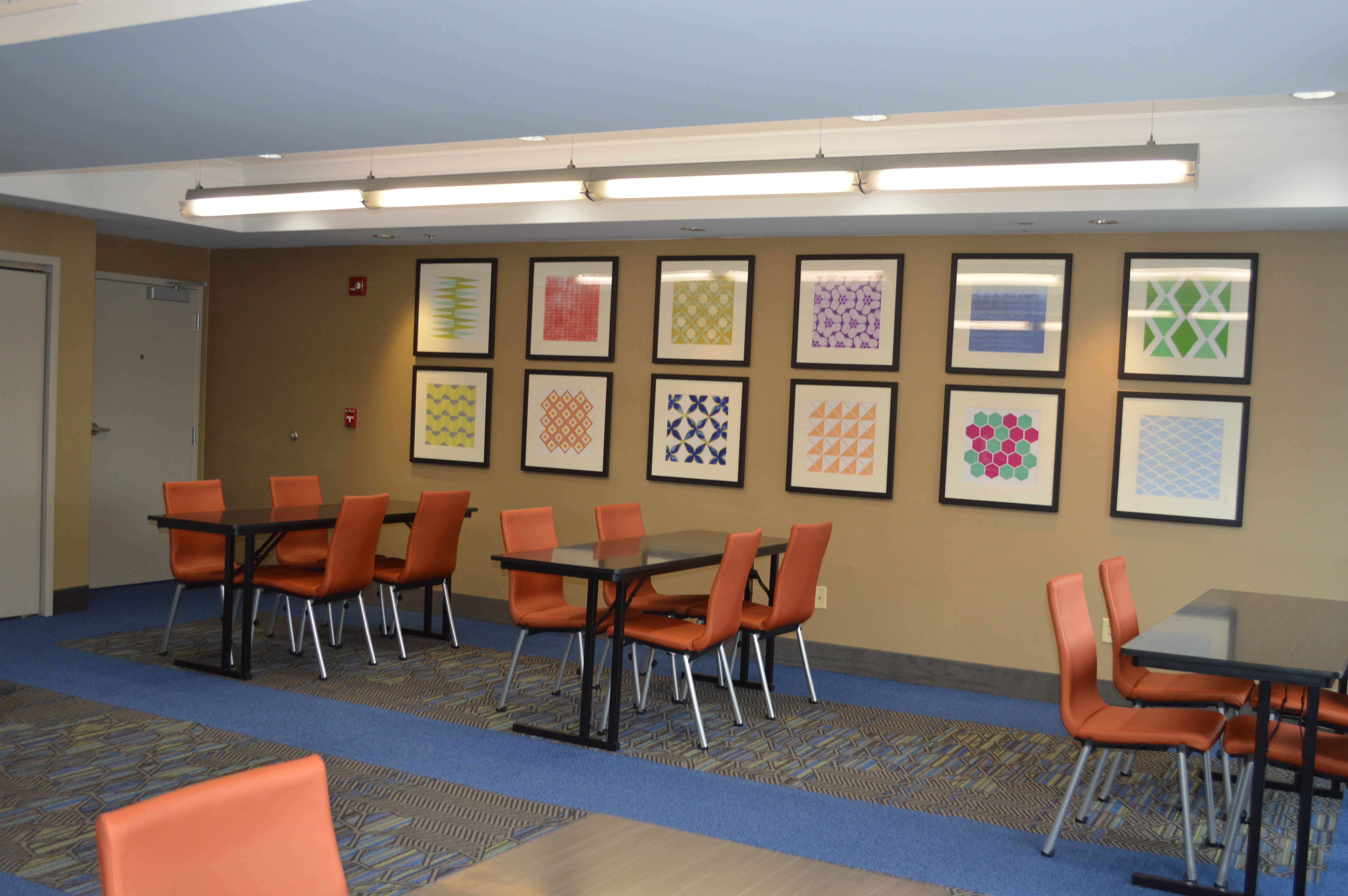 Holiday Inn Express Hotel and Suites Binghamton University-Vestal 39/52