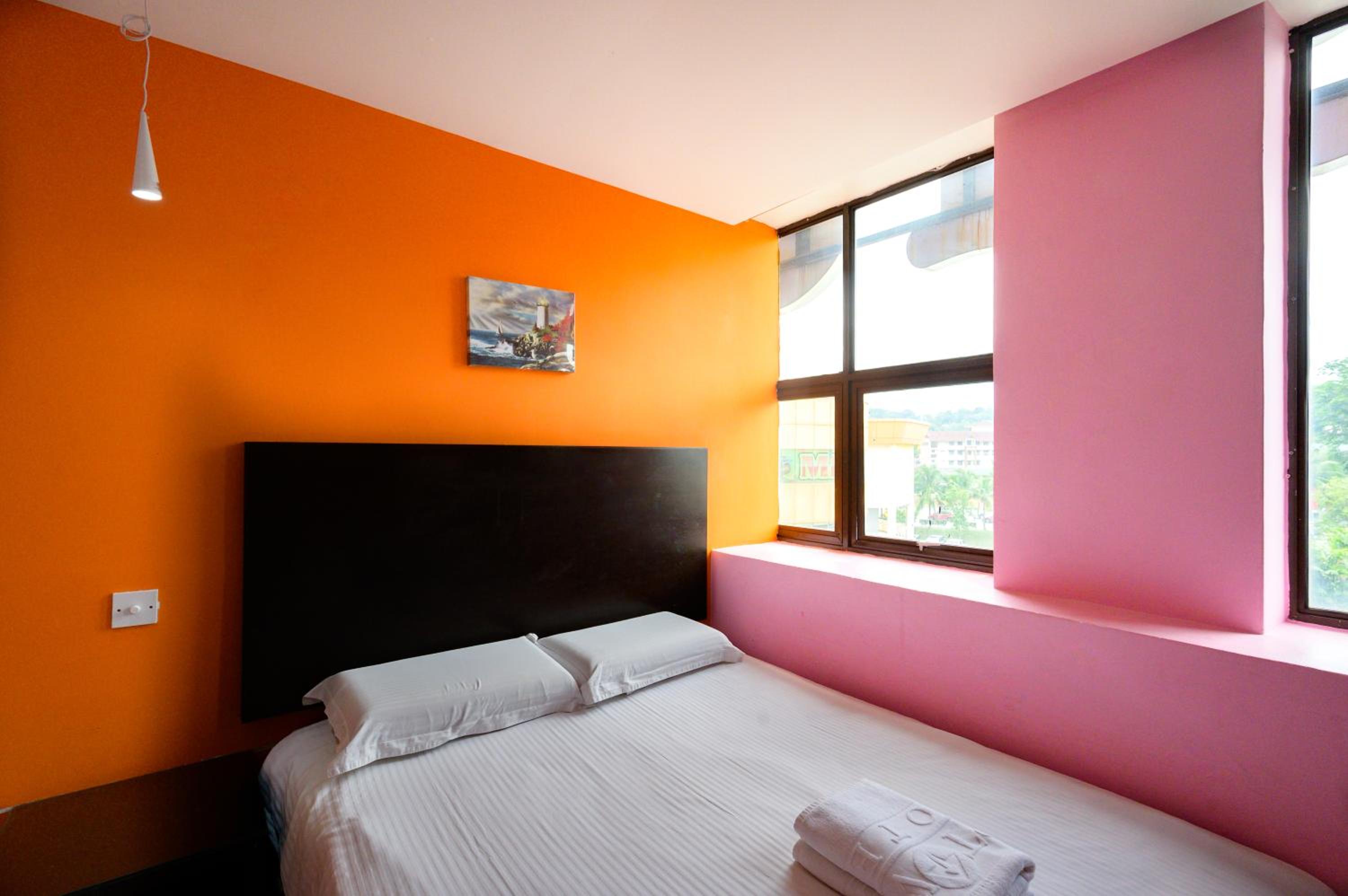 Deluxe, Double Bed