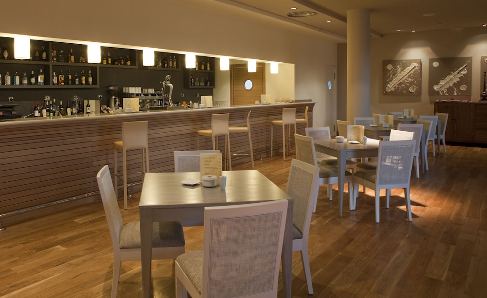 Vincci Valdecanas Golf 11/37
