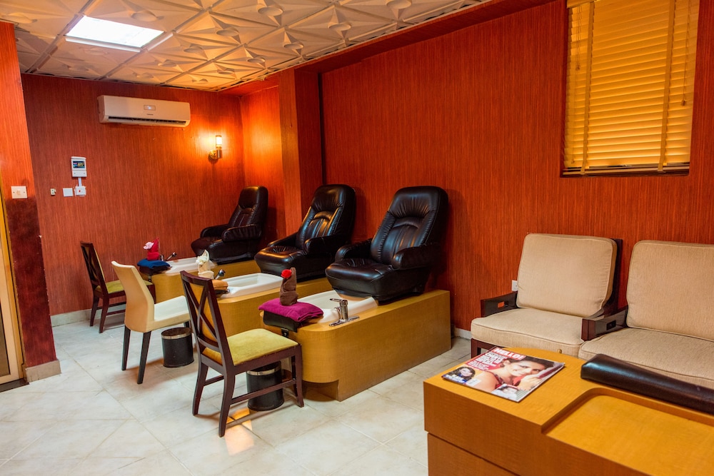 Clear Essence California Spa And Wellness Resort 53/64