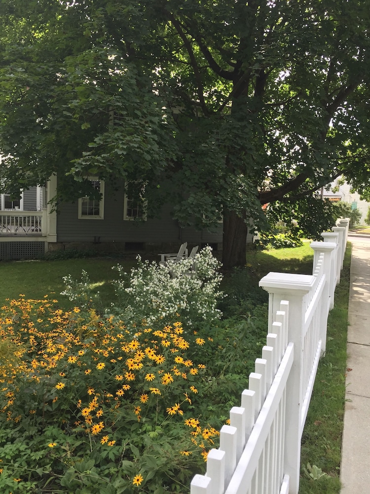 Eddington House Inn 8/23