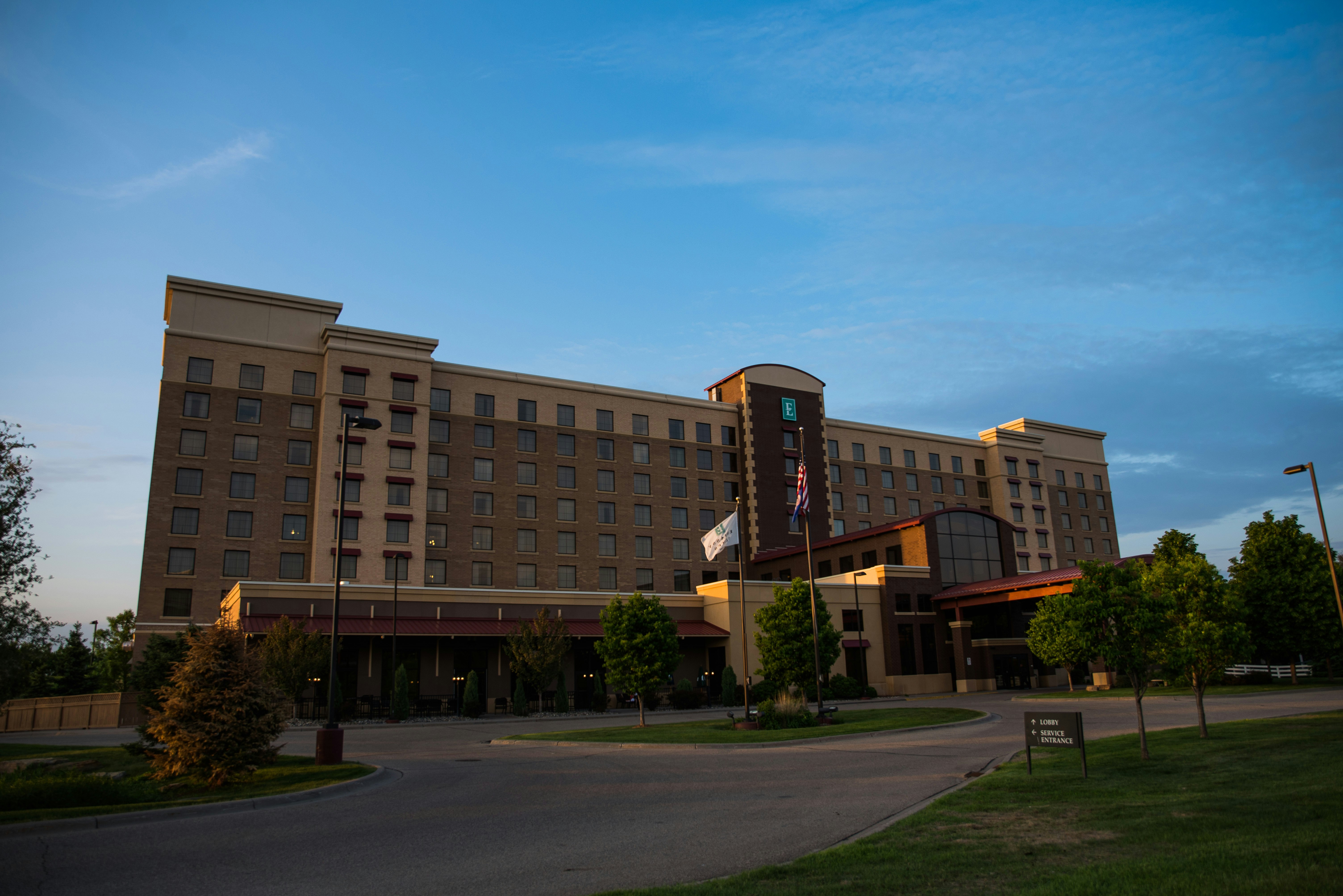 Embassy Suites by Hilton Minneapolis North in BROOKLYN CENTER - MN