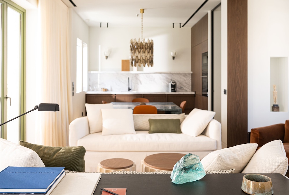 Athens Capital Suites-MGallery Collection 46/59