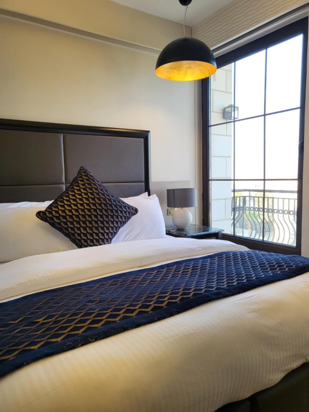 غرفة سوبيريور بسرير مزدوج، Ambassador Hotel 10/10