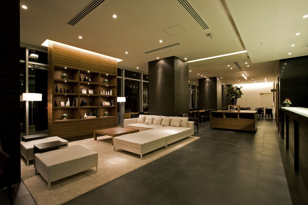 Candeo Hotels Kameyama 32/48