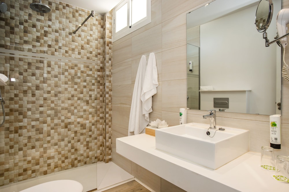 Aparthotel Houm Plaza Son Rigo 70/70
