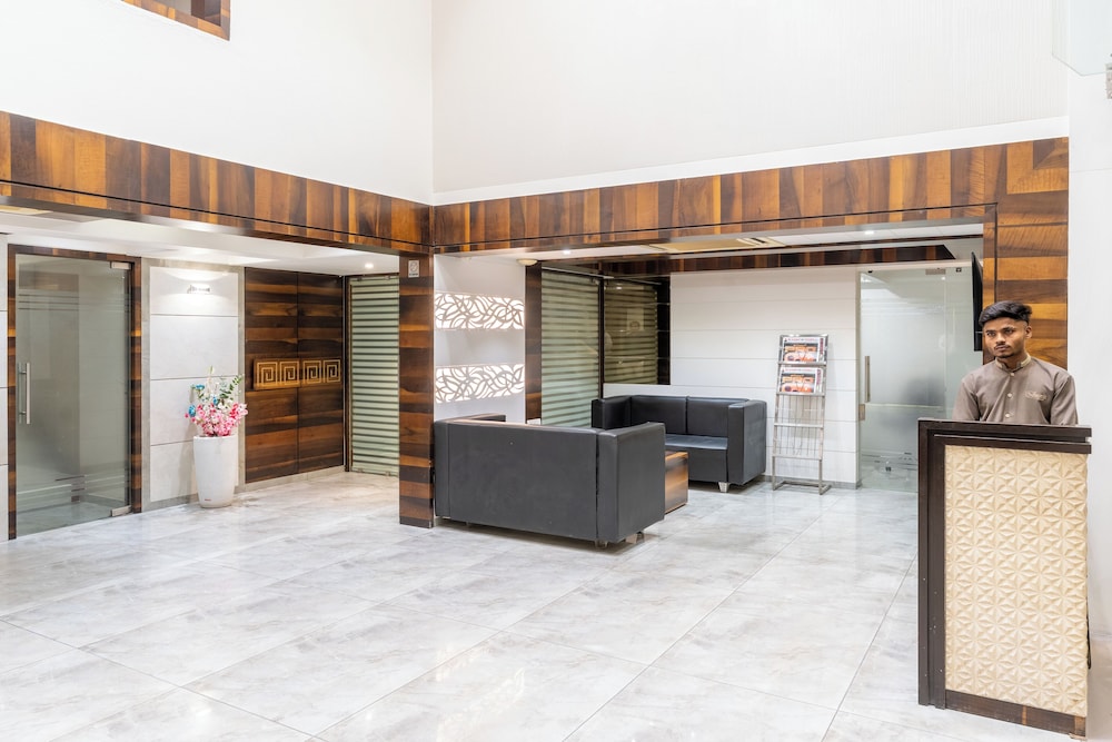 Hotel Summit 8/50