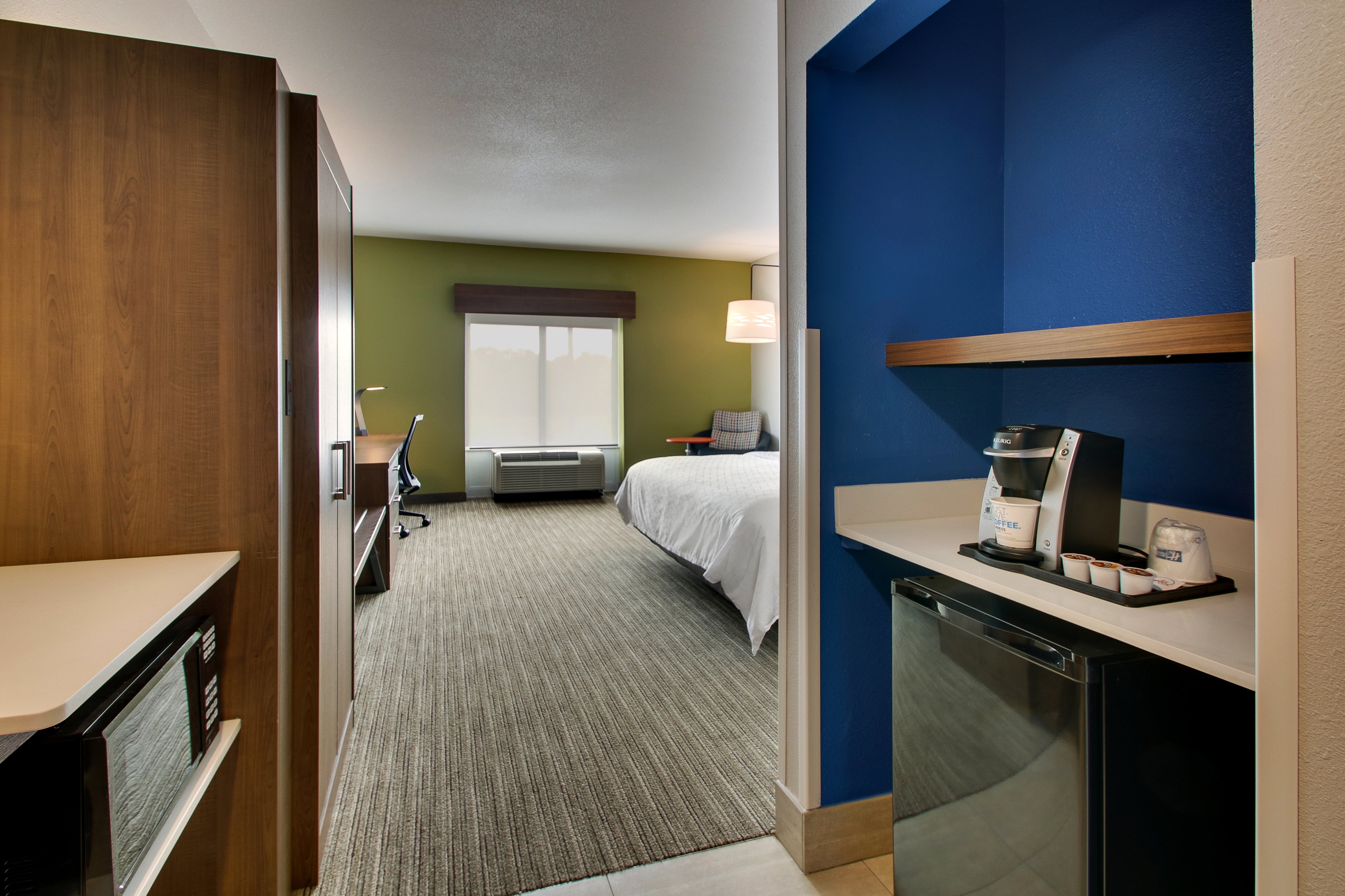 Holiday Inn Express Hotel Suites Jacksonville North Fernandina Yulee 66/68