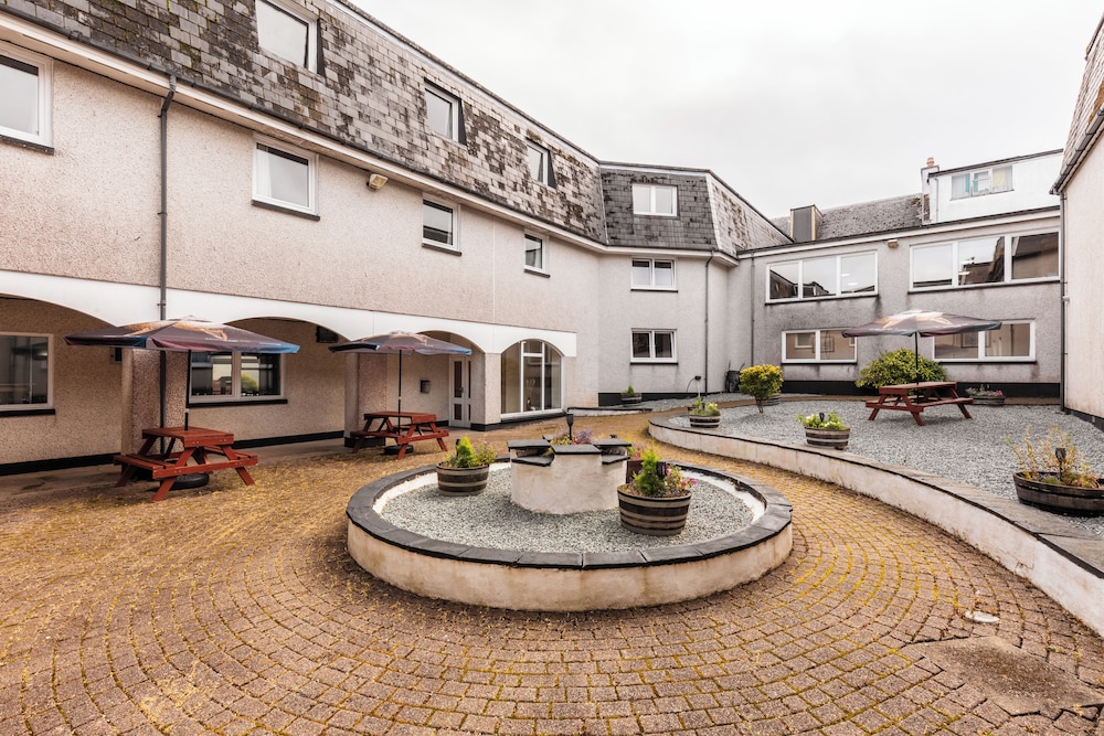 Dunollie Hotel 39/50