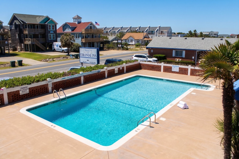 Colonial Inn Motel 44/77
