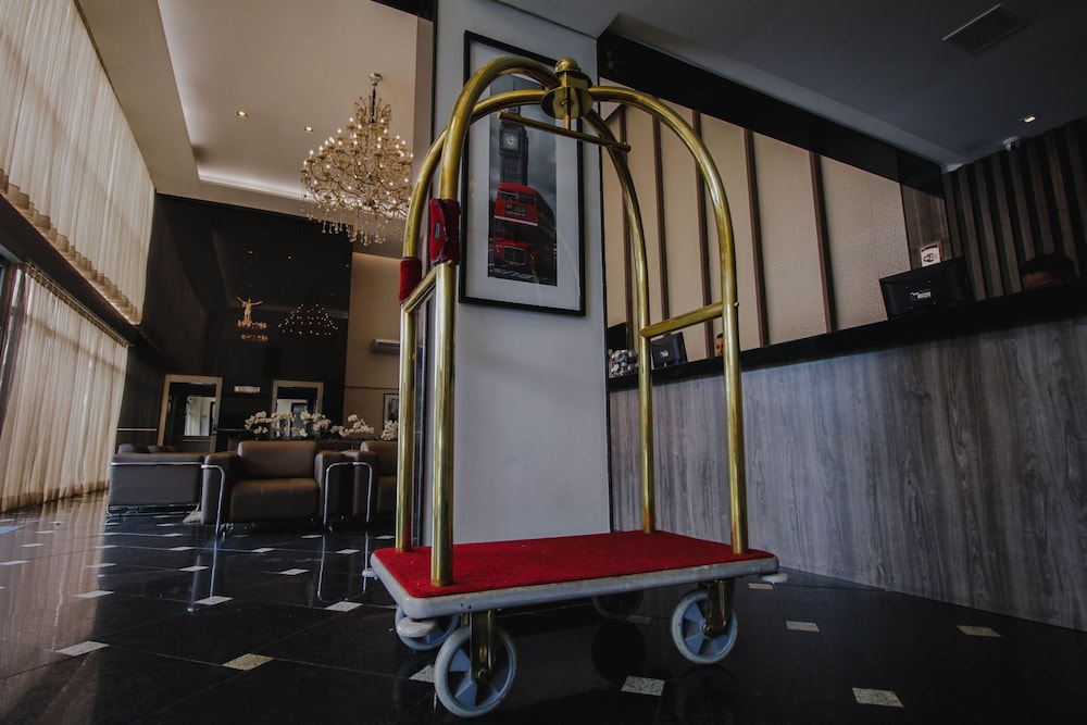 Oscar Hotel Executive 26/44