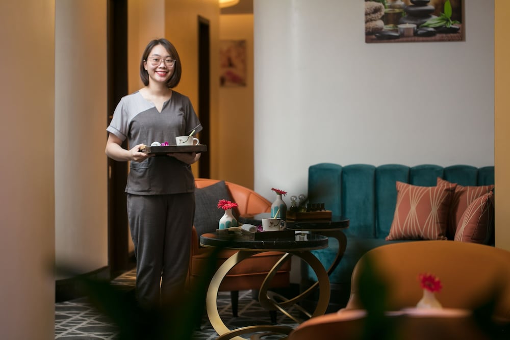 Aurora Premium Hotel and Spa (ex Delicacy Central Hotel and Spa) 37/48