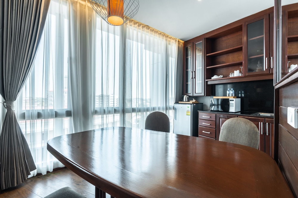 Grand Hotel Vientiane 41/60