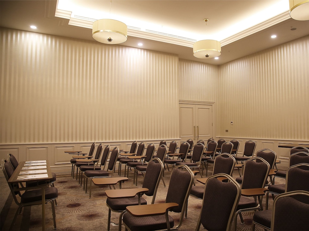 Morrian Hotel 44/50