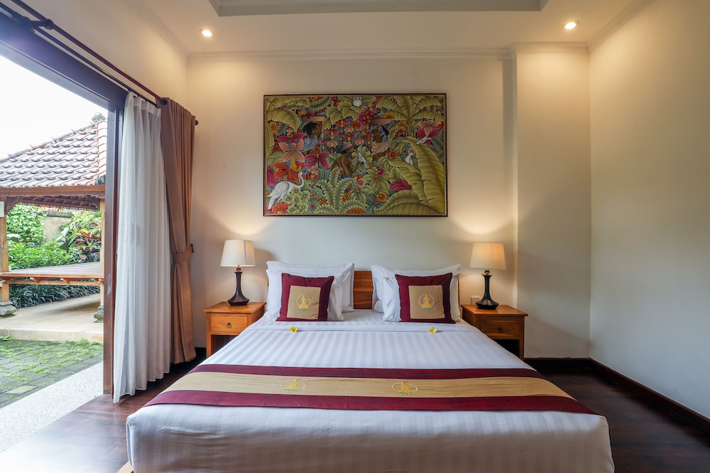 SUPERIOR, DOUBLE BED, NO WINDOW