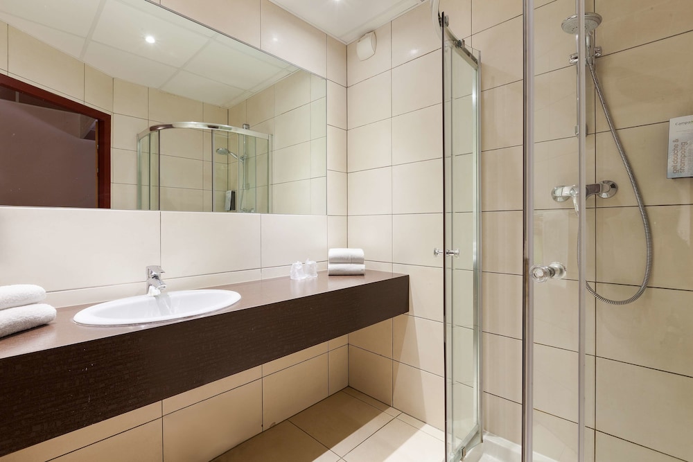غرفة قياسية بسريرين منفصلين، Hotel Campanile Metz Nord - Talange 8/10