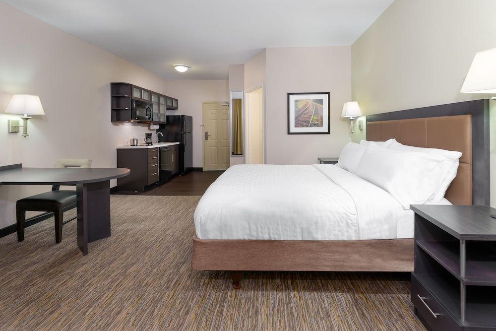 Candlewood Suites Athens 14/57