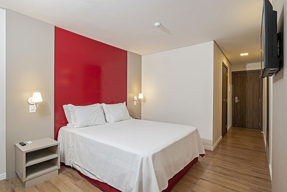 Slim Hotel Guarapuava 23/50