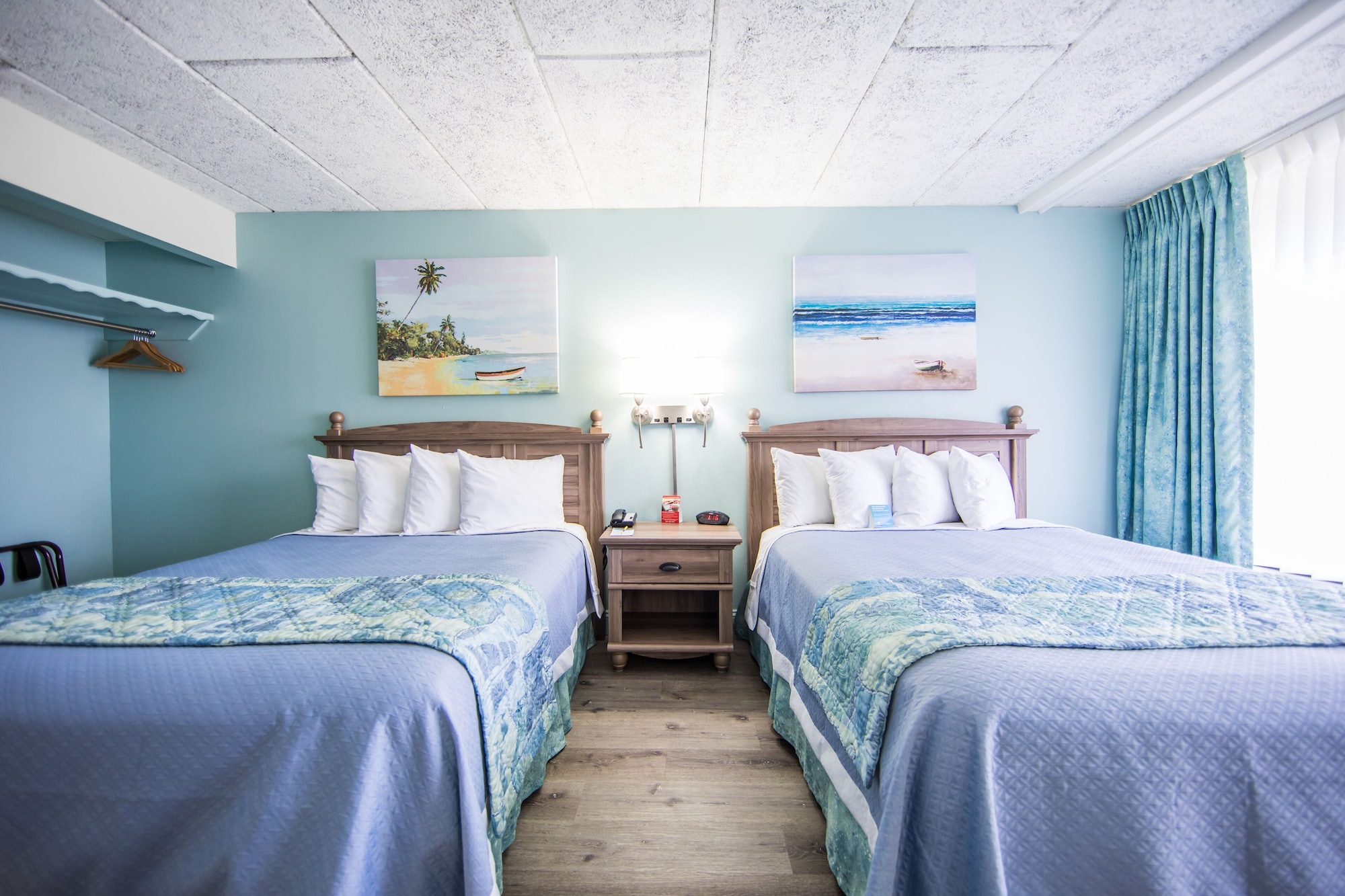 Room, 2 Double Beds, Partial View, Days Inn & Suites By Wyndham Jekyll Island 4/8