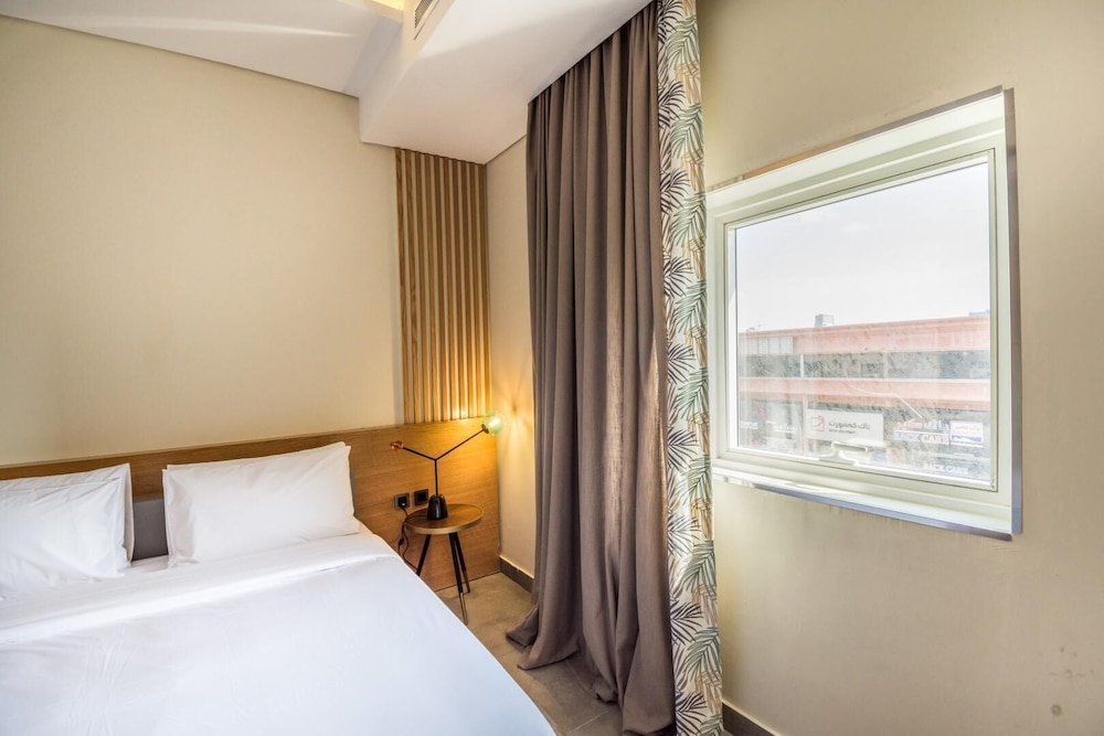 ايوا اكسبريس الروضة(Ewaa Express Hotel AlRawda Jeddah) 6/43