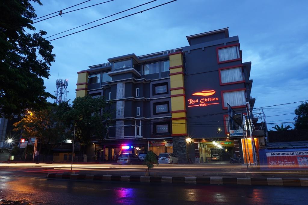 Red Chilies Hotel 1/7