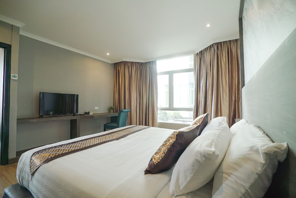 Siam Mandarina Hotel Formerly Grand Inn Come Hotel Suvarnabhumi Airport 17/74