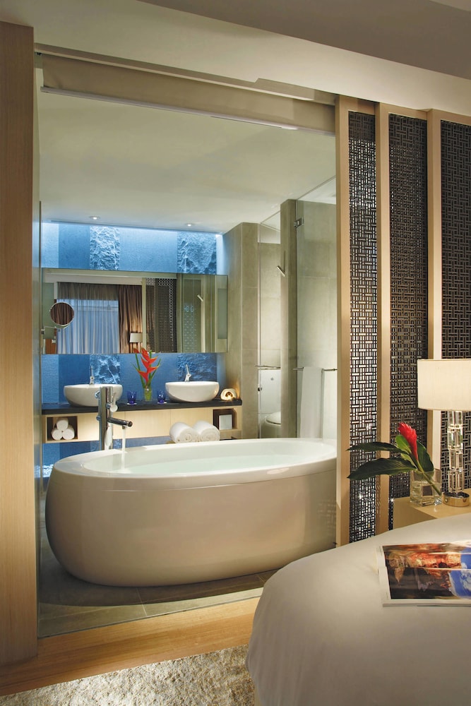 Singapore Marriott Tang Plaza Hotel 2/49